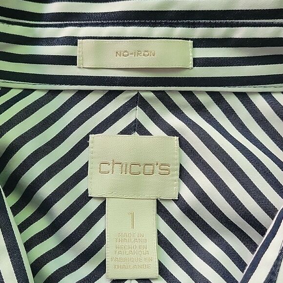 Chico's Navy and White Striped Shirt Size 1 or M/8 - Picture 4 of 8
